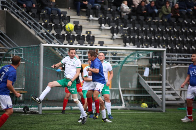 Morten som luftens baron.