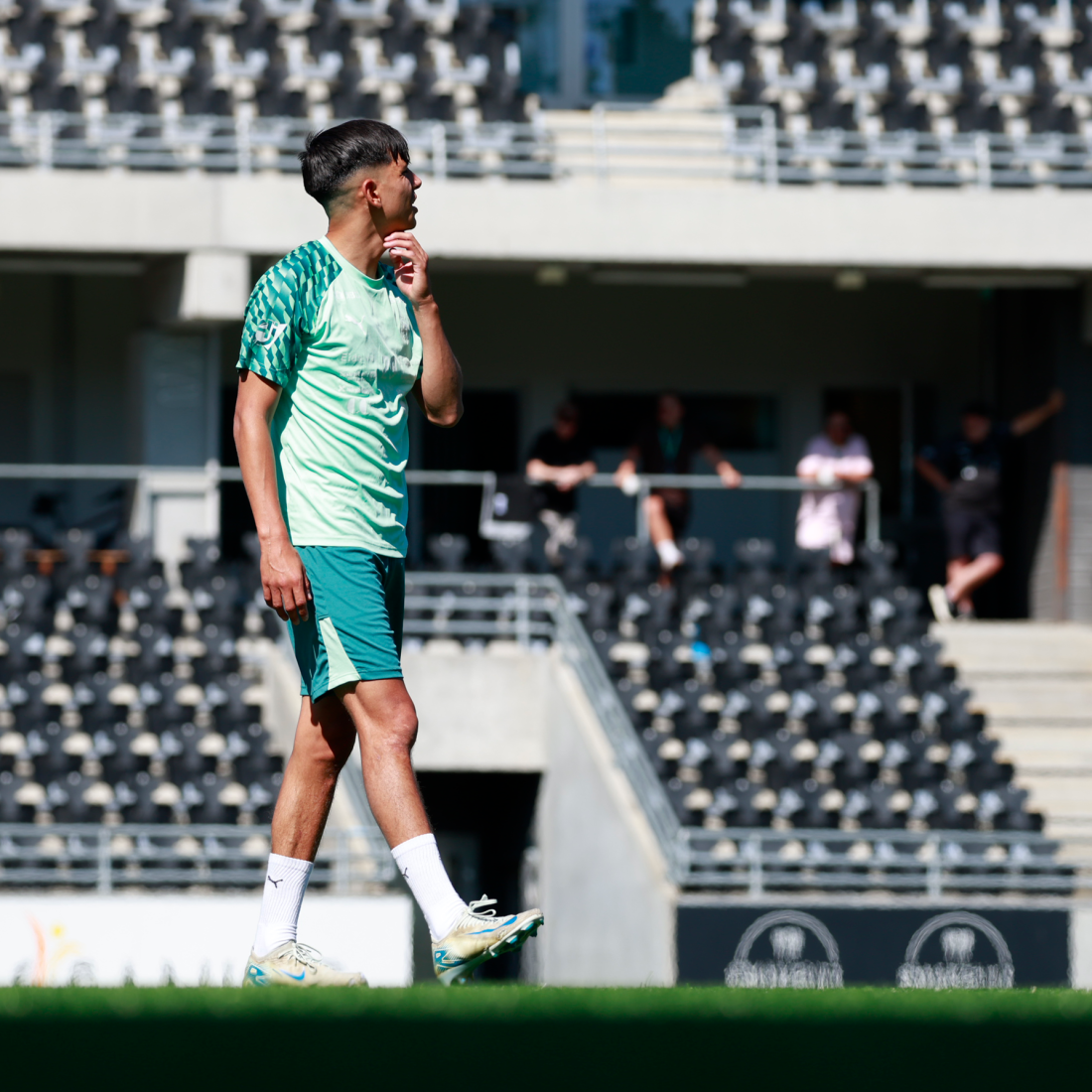 Her fra sin første trening med laget
