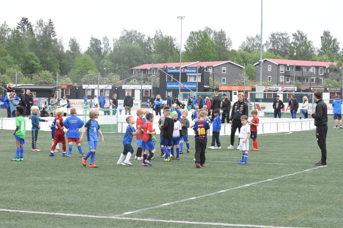 Yrende liv på Prestrud og god stemning