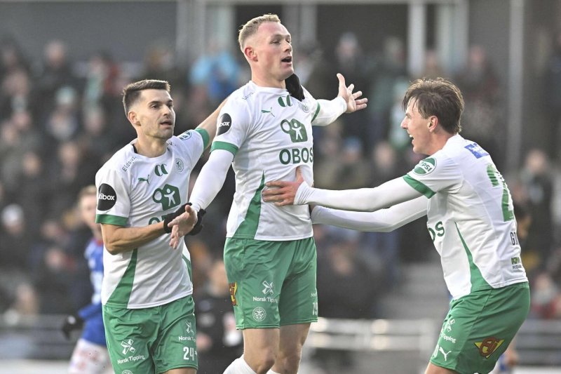 Kristian Lien har nettopp scoret mot Vålerenga. Foto: Fredrik Hagen